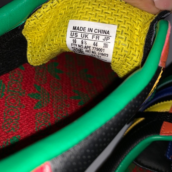 Adidas - Picture 2 of 3